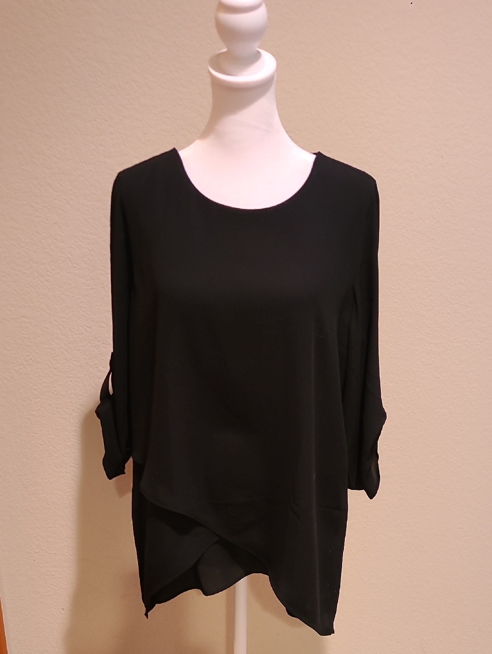 Chico's Black Asymmetrical Roll-Tab Sleeve Tunic Size 0 (Size Small) NWT